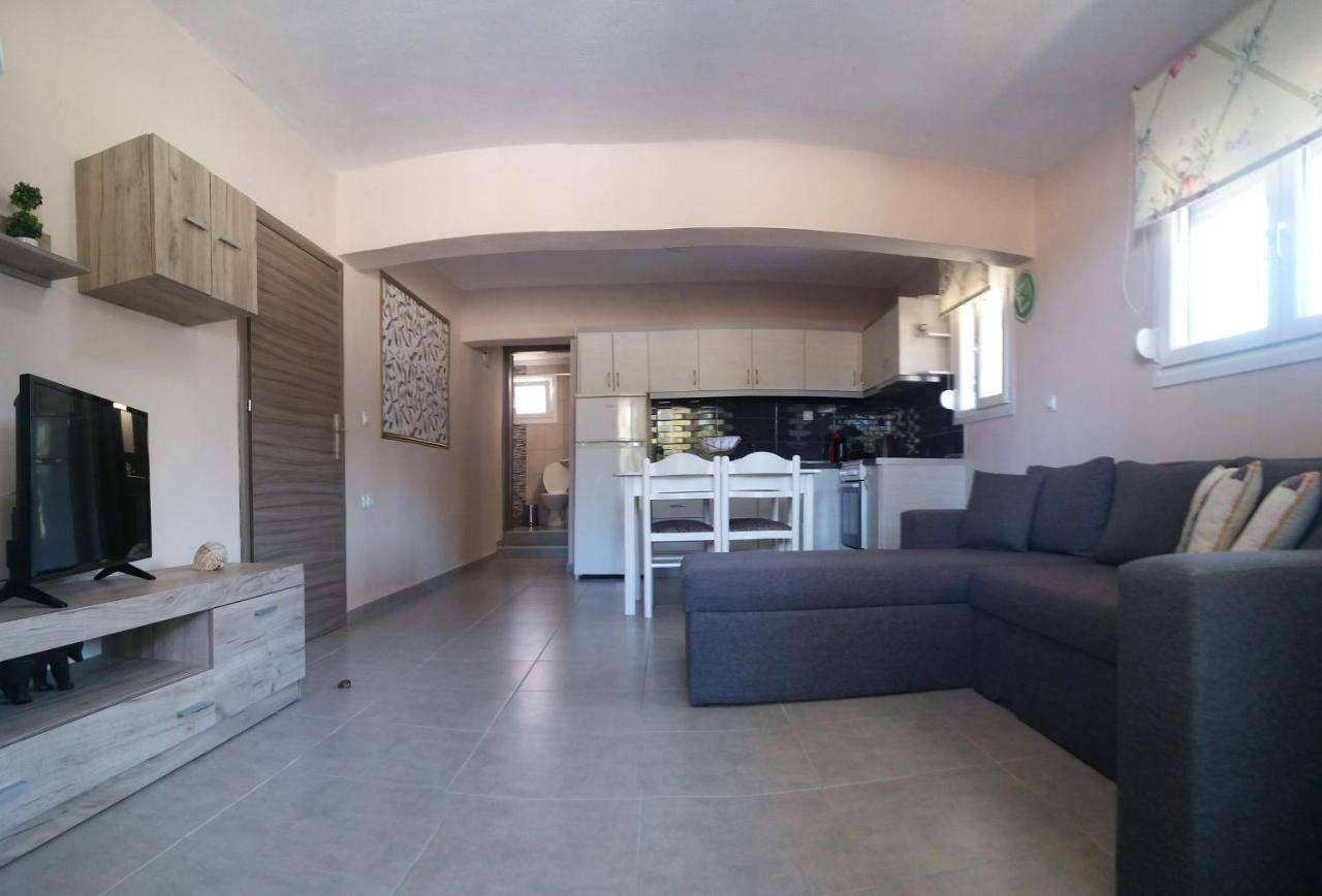 Politakis Apartment Keramoti  Extérieur photo